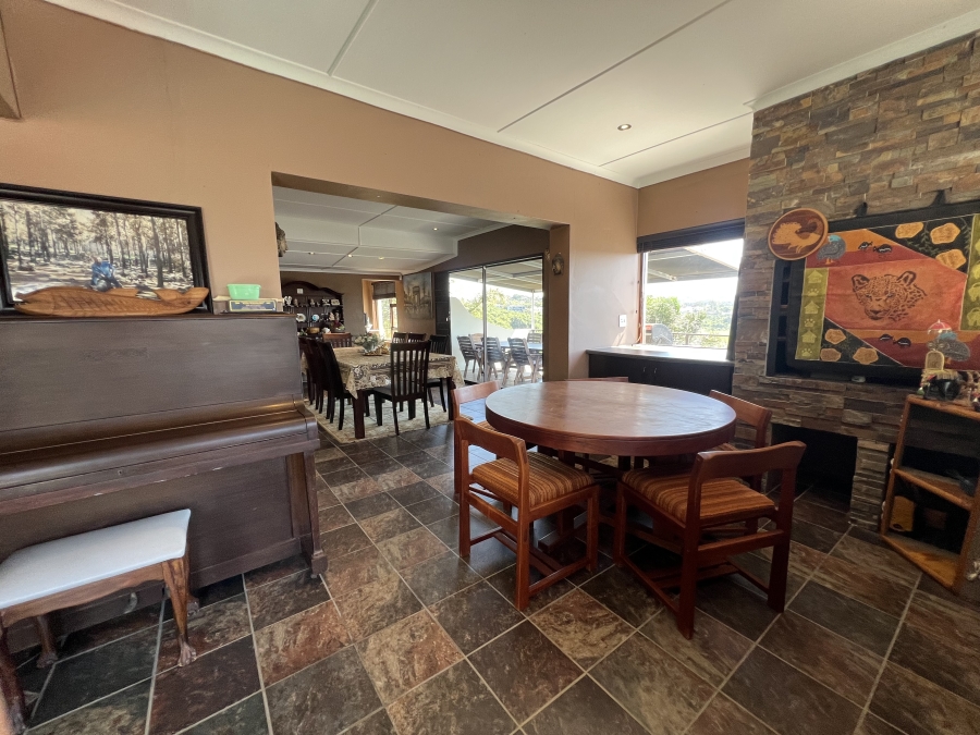 4 Bedroom Property for Sale in Bonza Bay Eastern Cape